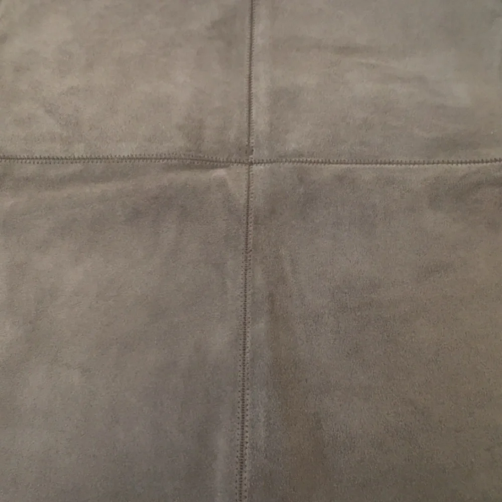 Pottery Barn trade certified™ closure